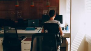 Tecnologias para facilitar o conforto termico em diferentes espacos de trabalho