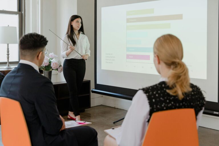Treinamento corporativo: invista no desenvolvimento da sua equipe