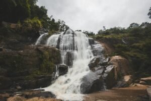 De cachoeiras a mirantes