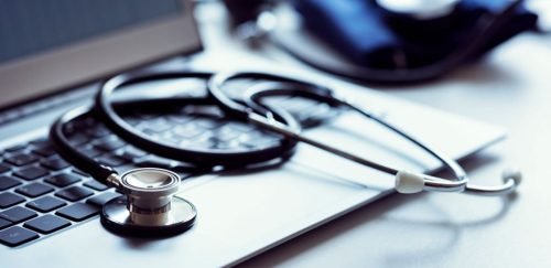 Como as redes sociais podem ser usadas para promover a prática médica em Curitiba